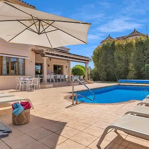 https://villa-magnolia-marbella.1costadelsol.com